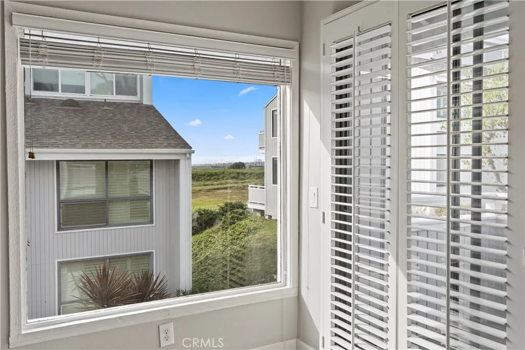 Newport Beach, CA 92663