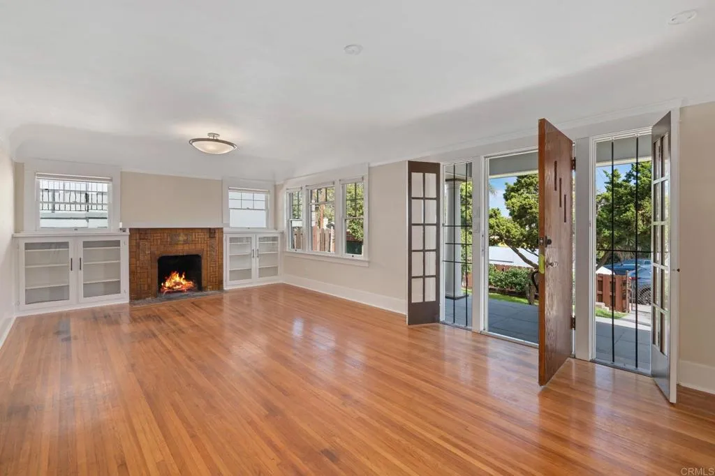 https://cdn.realtyfeed.com/cdn/127/306646146/66c68a2977e71a22cad17e2d444d6b63.webp