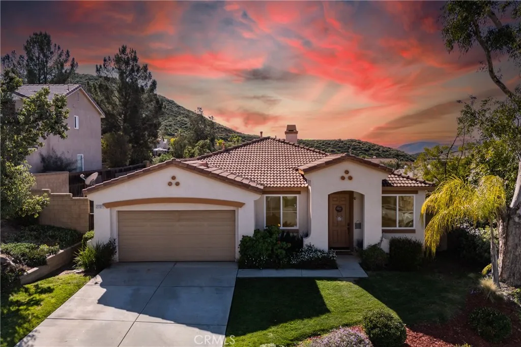 Menifee, CA 92585