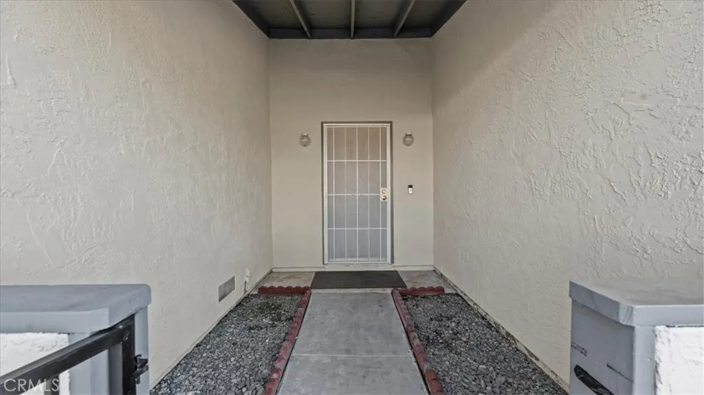 395 Antigua, Hemet, CA 92545 - Photo 4 of 30, Hemet, CA