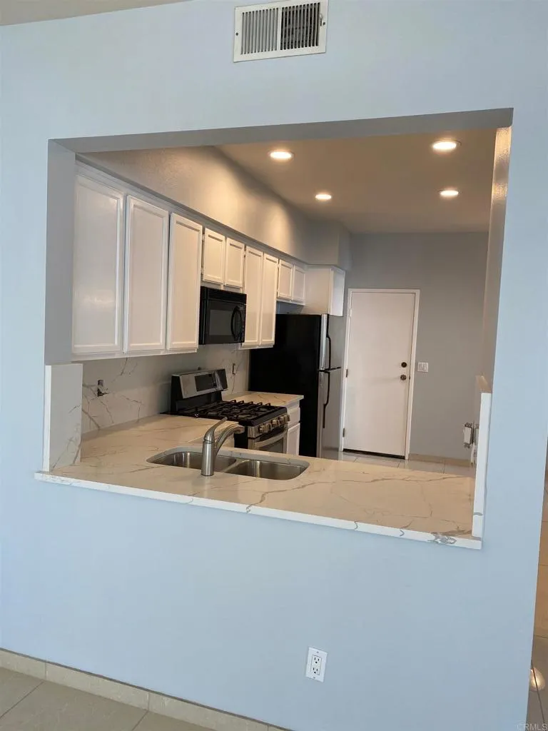 13613 Tiverton Road, San Diego, CA 92130 - Photo 5 of 11, San Diego, CA