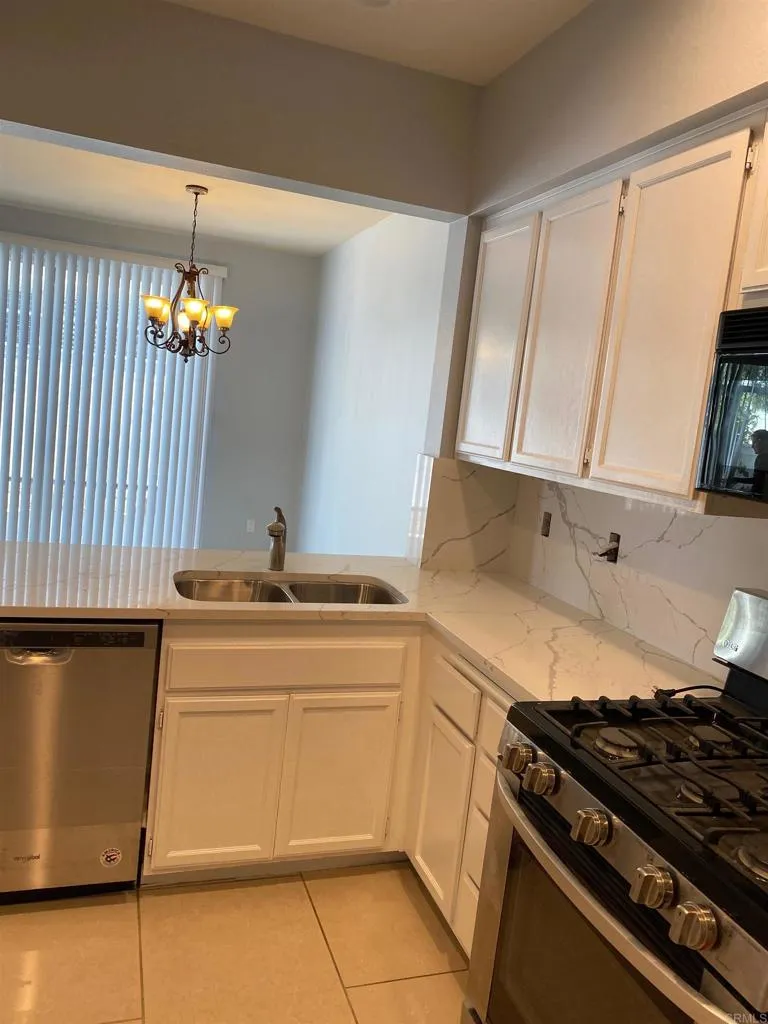 13613 Tiverton Road, San Diego, CA 92130 - Photo 3 of 11, San Diego, CA