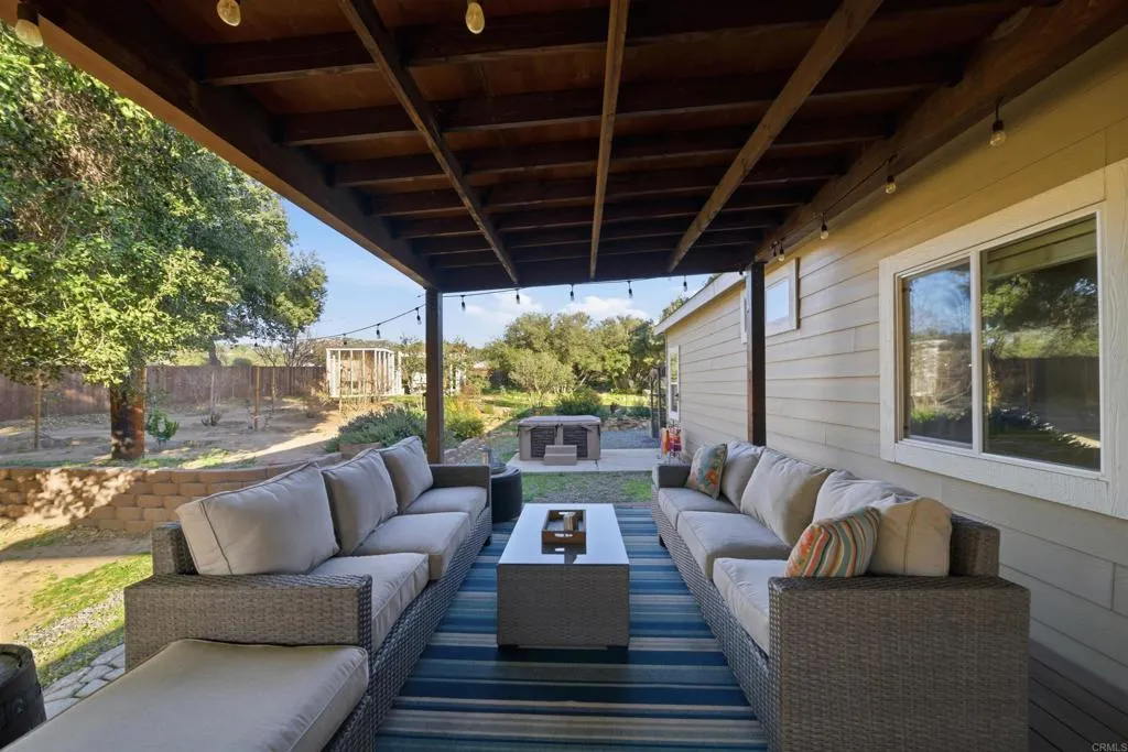 https://cdn.realtyfeed.com/cdn/127/306646295/472c01276db35806aa6827a74d5e0455.webp