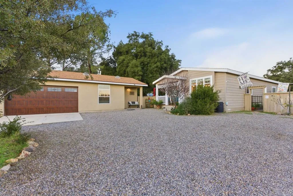 https://cdn.realtyfeed.com/cdn/127/306646295/7bdb44417f4f68a9dd4b4693c2464970.webp