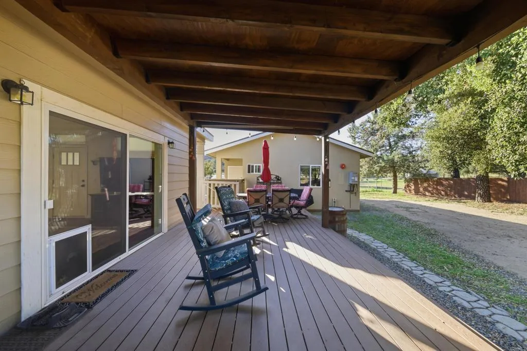 https://cdn.realtyfeed.com/cdn/127/306646295/824b66a56f56f8953ee32ee308f10979.webp