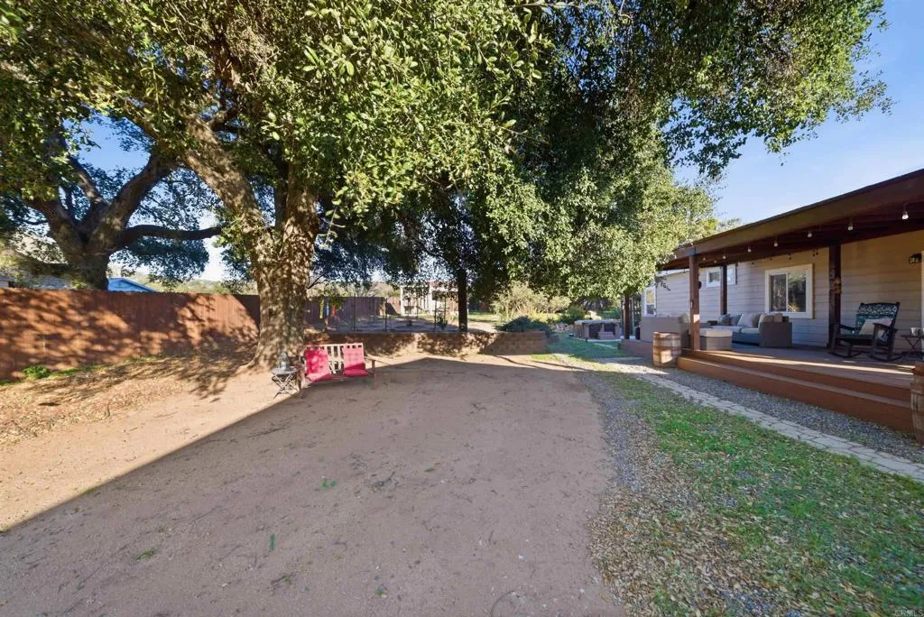 https://cdn.realtyfeed.com/cdn/127/306646295/8367f858f6cb59fef5cec6d92f24396d.webp