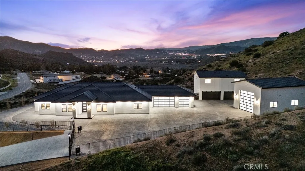 2227 W. AVENUE Y8 Court