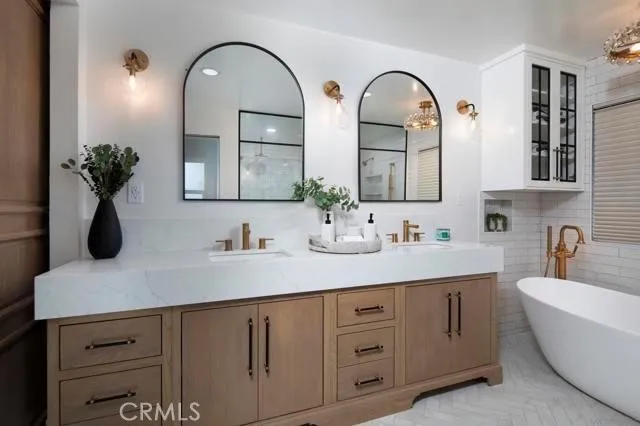 https://cdn.realtyfeed.com/cdn/127/306646324/0979d15f3bd0a77e8d0c6f479862984e.webp
