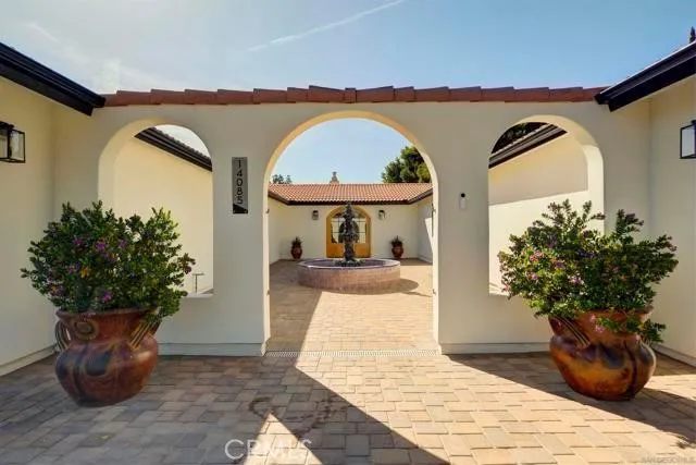 https://cdn.realtyfeed.com/cdn/127/306646324/f3df3a38a285f2713ffb8c3ff0049a62.webp