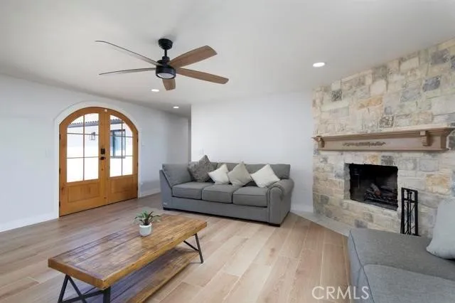 https://cdn.realtyfeed.com/cdn/127/306646324/f8dc808174eb45826f09f33b9915e645.webp