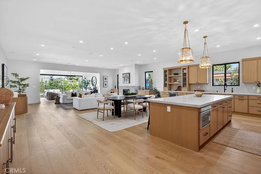 2587 Willo Lane, Costa Mesa, CA 92627 - Photo 2 of 47, Costa Mesa, CA