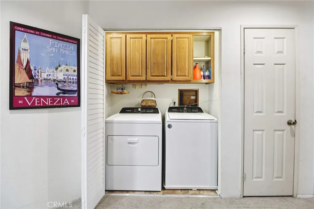 https://cdn.realtyfeed.com/cdn/127/306646360/2040b8503535d8446b04e82382f9b42f.webp
