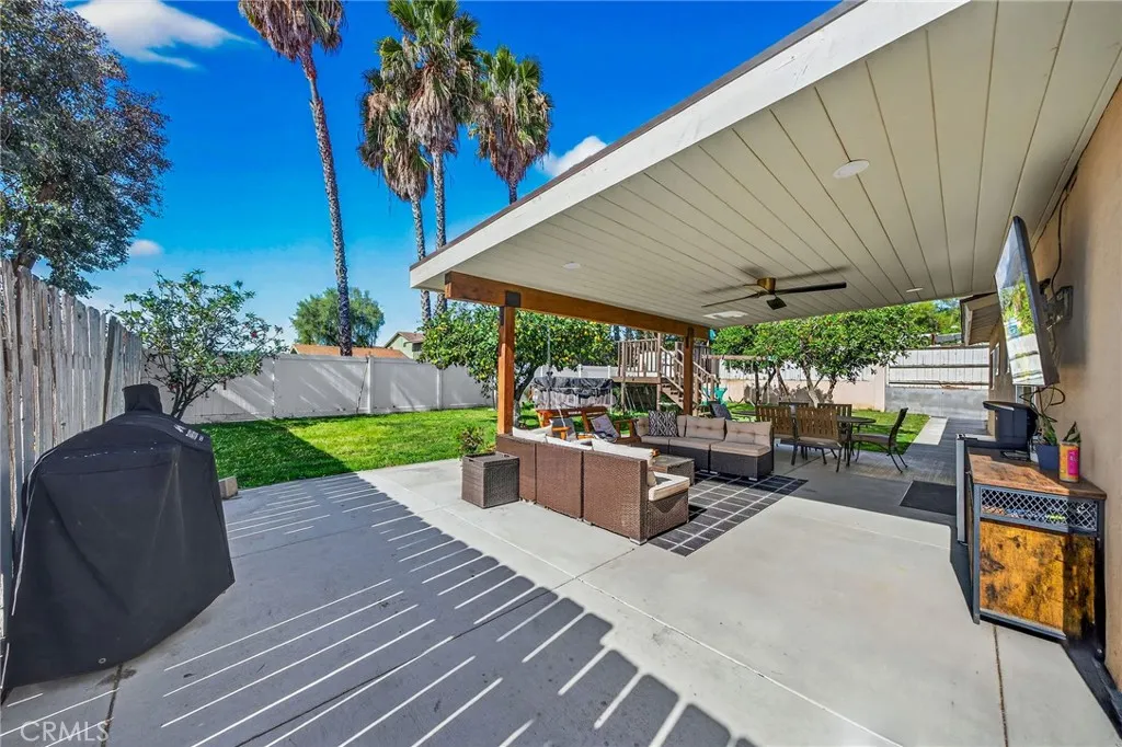 https://cdn.realtyfeed.com/cdn/127/306646426/543fb1081fc05e3f5298184181bed067.webp