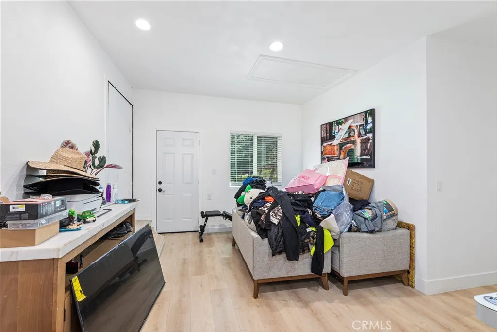https://cdn.realtyfeed.com/cdn/127/306646429/32ec7f1e1ef467dd98828a858a27bef5.webp