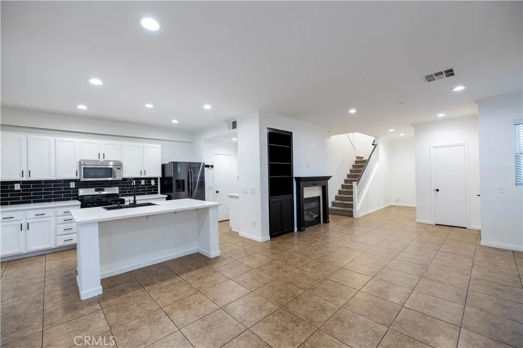 1864 Siena Court, Riverside, CA 92501 - Photo 4 of 22, Riverside, CA