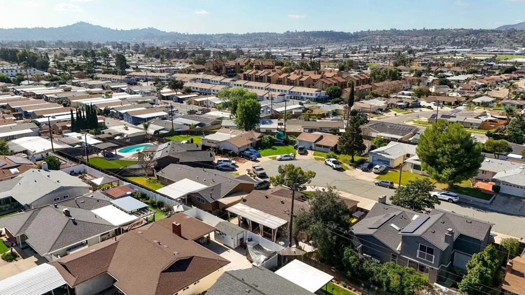 https://cdn.realtyfeed.com/cdn/127/306646517/22c36870fb77525463c063c232604d8c.webp