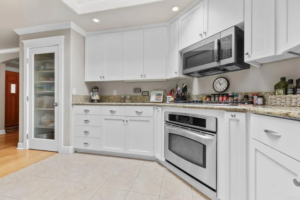 https://cdn.realtyfeed.com/cdn/127/306646584/fe095b8524b6b0771006788d6a61455d.webp
