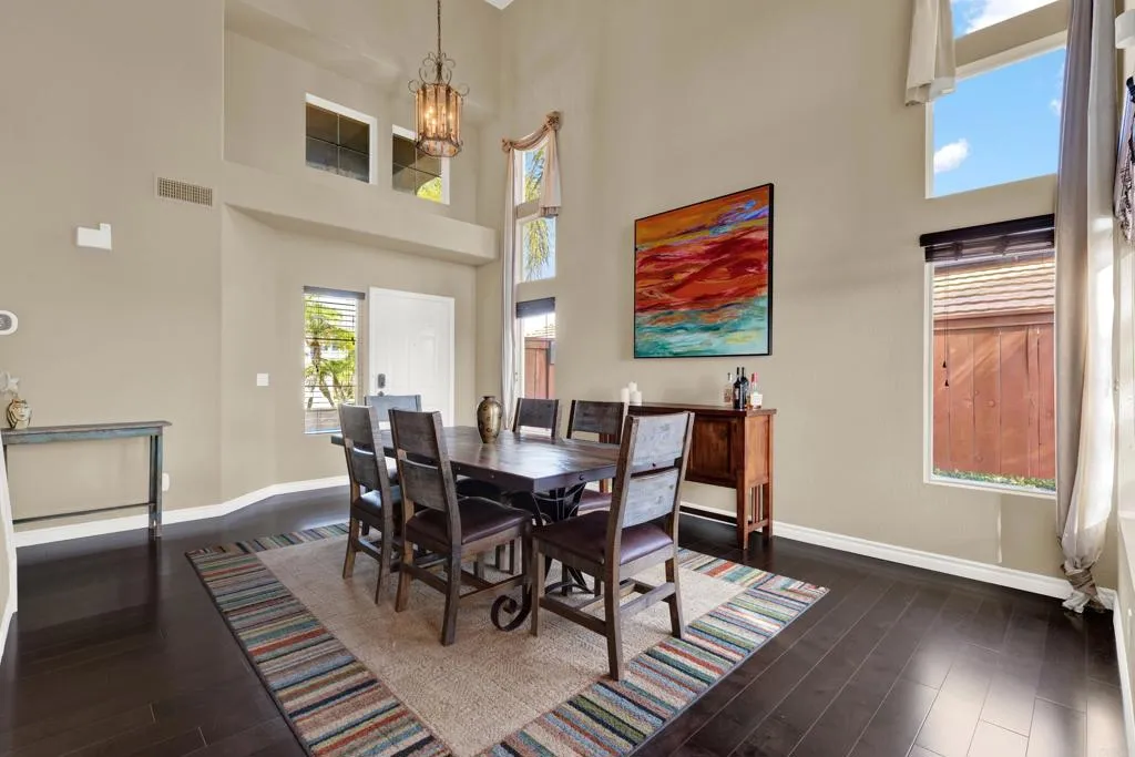 https://cdn.realtyfeed.com/cdn/127/306646611/357527277b80e38791bd4cdb1bf1f281.webp