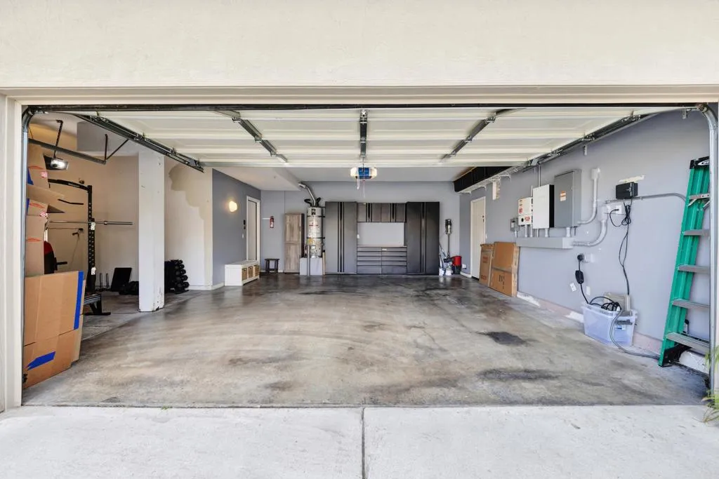 https://cdn.realtyfeed.com/cdn/127/306646611/bf953f54ad7066b65085eee738136c48.webp