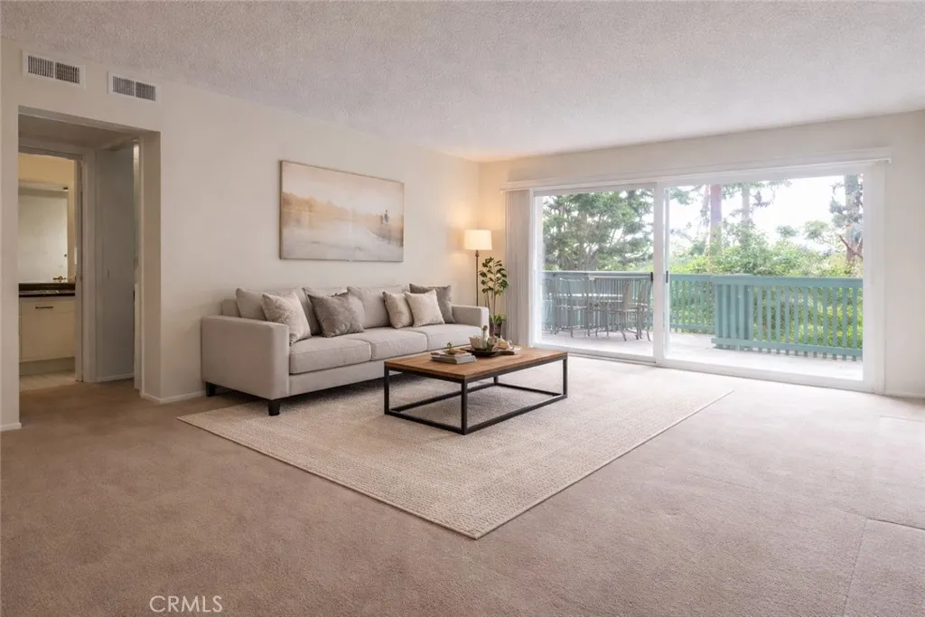 424 N Bellflower, Long Beach, CA 90814 - Photo 4 of 32, Long Beach, CA