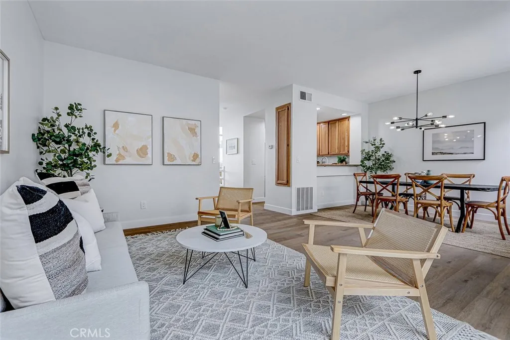 501 Herondo Unit 18, Hermosa Beach, CA 90254