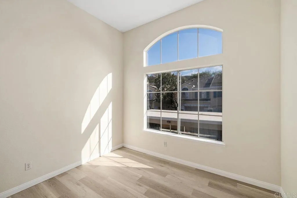 Photo #31: NDP2601569 Listing: Photo #31