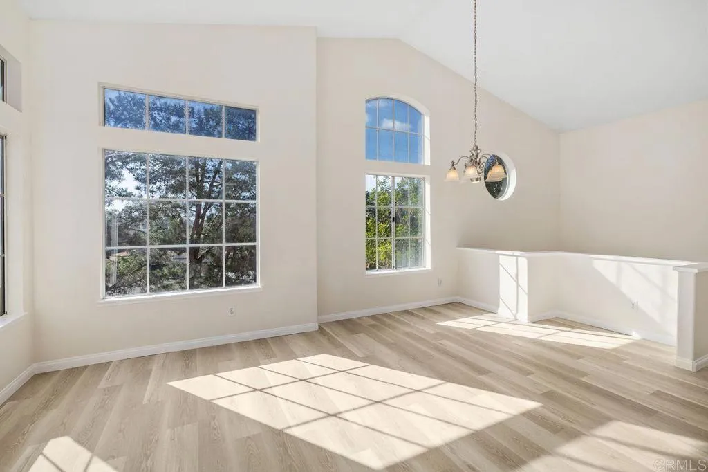 Photo #11: NDP2601569 Listing: Photo #11