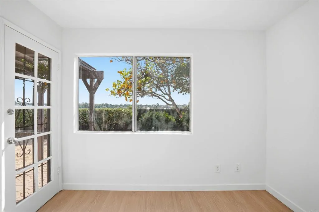 Photo #10: PTP2601281 Listing: Photo #10