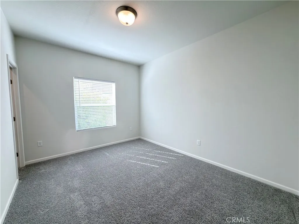 https://cdn.realtyfeed.com/cdn/127/306646702/394feac137ebeeb2e2a8f167c6550b77.webp