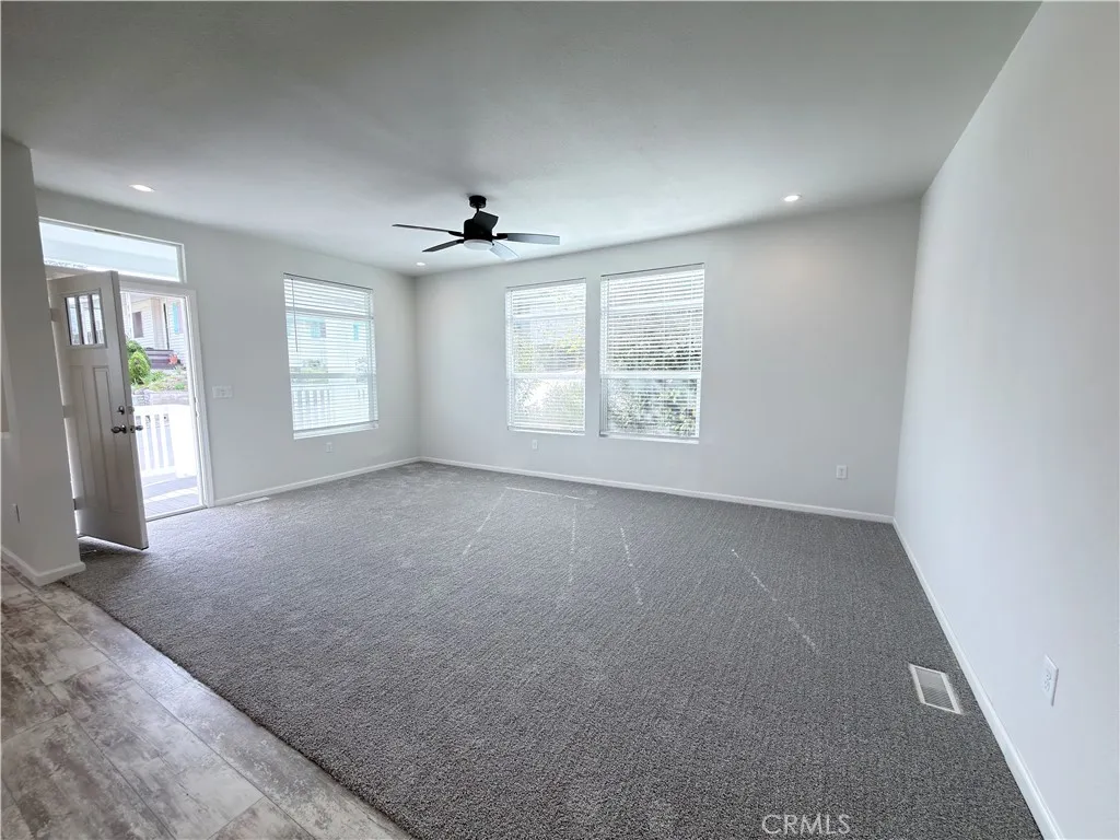 https://cdn.realtyfeed.com/cdn/127/306646702/d2e33ae034674ba85a2b8c100e66ae6c.webp