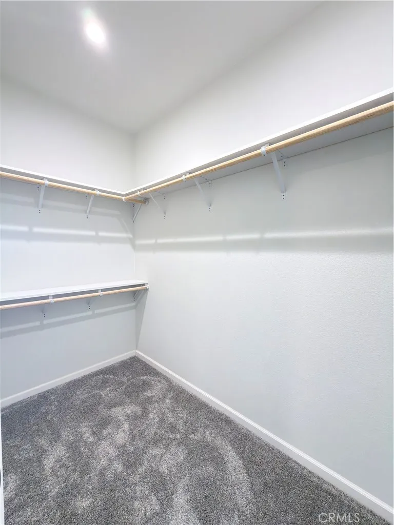 https://cdn.realtyfeed.com/cdn/127/306646702/d35c33c960465f7acc9d286a4b05634b.webp