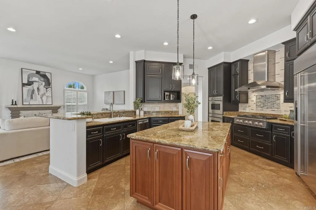 https://cdn.realtyfeed.com/cdn/127/306646704/069417f282b70a1ba152b6c05234ae5e.webp