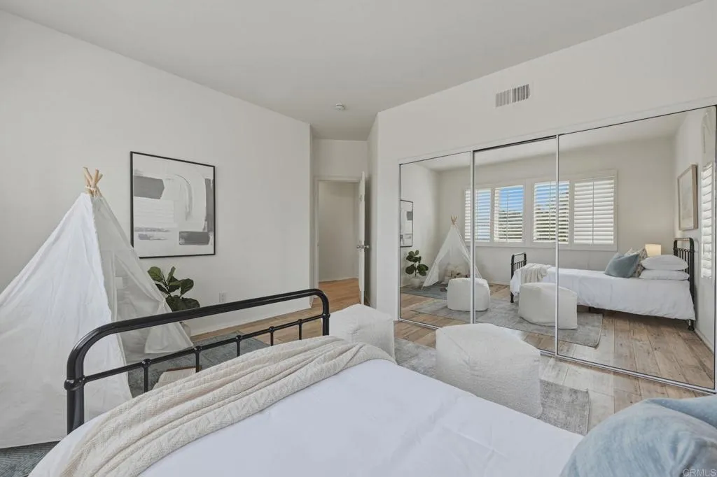 https://cdn.realtyfeed.com/cdn/127/306646704/fc21d78c77d18a28345e706364d15a3b.webp
