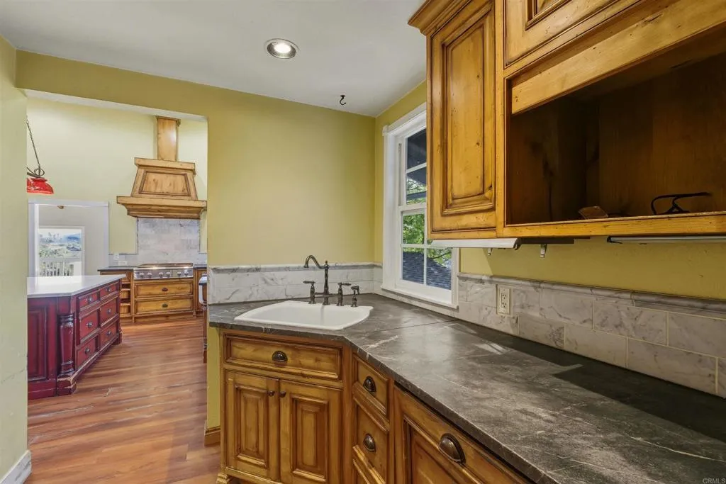 https://cdn.realtyfeed.com/cdn/127/306646732/647c5a6e756be68399a5a2d1e6c24c16.webp