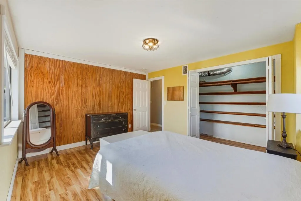 https://cdn.realtyfeed.com/cdn/127/306646732/de361cc4c21a6194bc217e01674cb97d.webp