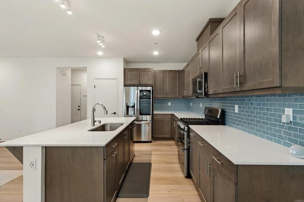 Photo #11: NDP2601576 Listing: Photo #11