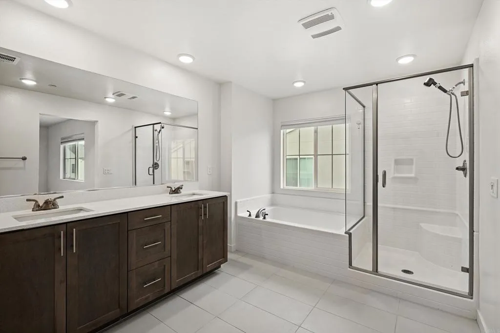 Photo #24: NDP2601576 Listing: Photo #24