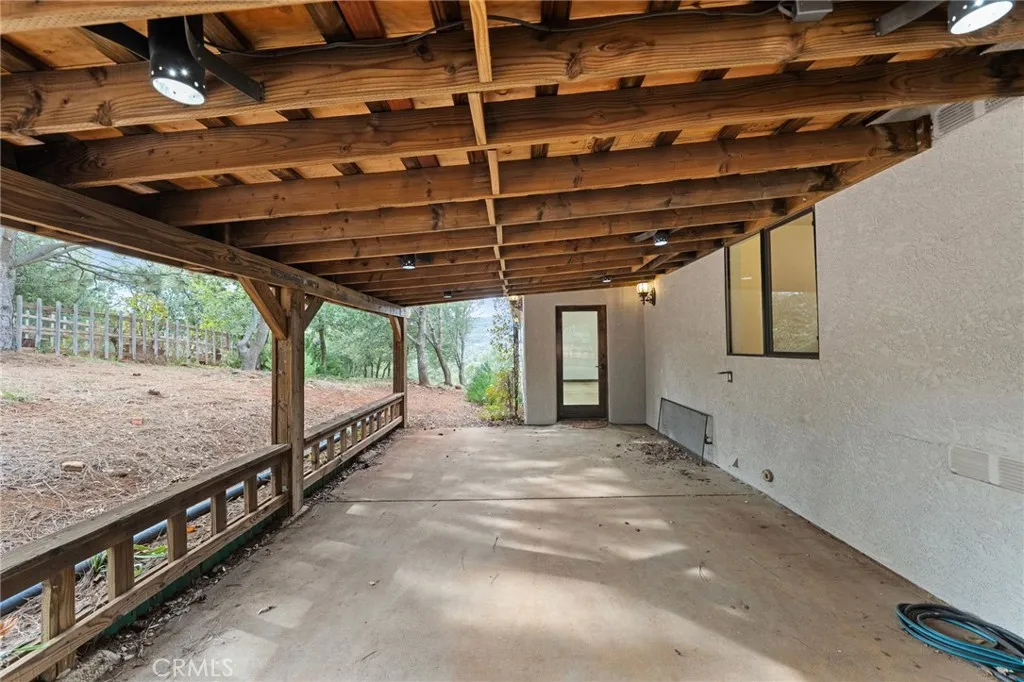 https://cdn.realtyfeed.com/cdn/127/306646767/44a929efe80a1c3aafca89c039eeeafa.webp