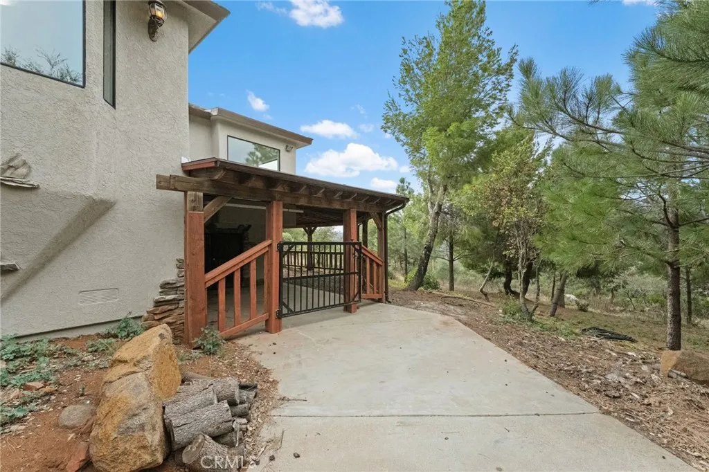 https://cdn.realtyfeed.com/cdn/127/306646767/63b5ad03328cb88fe22e0a2262faaed9.webp