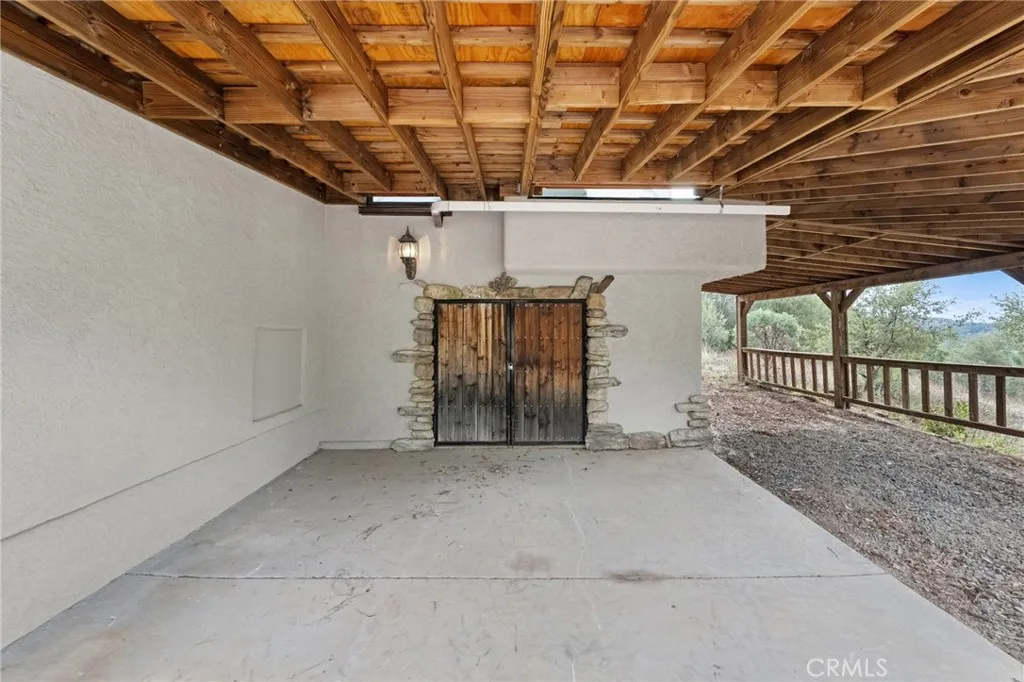 https://cdn.realtyfeed.com/cdn/127/306646767/6bb61ad748b8307deb8360decfce72e2.webp