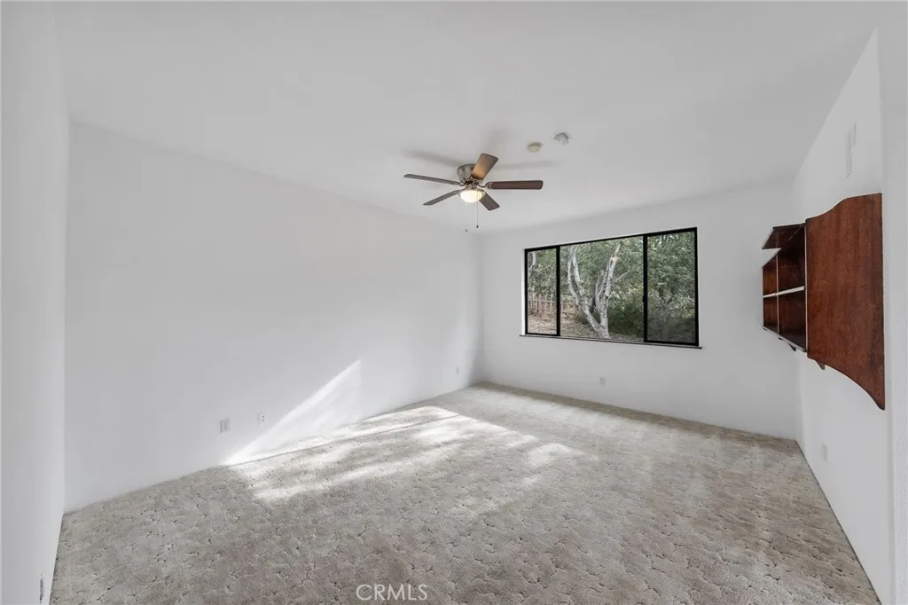 https://cdn.realtyfeed.com/cdn/127/306646767/6ff884a61710079bcae7126cb062b02d.webp