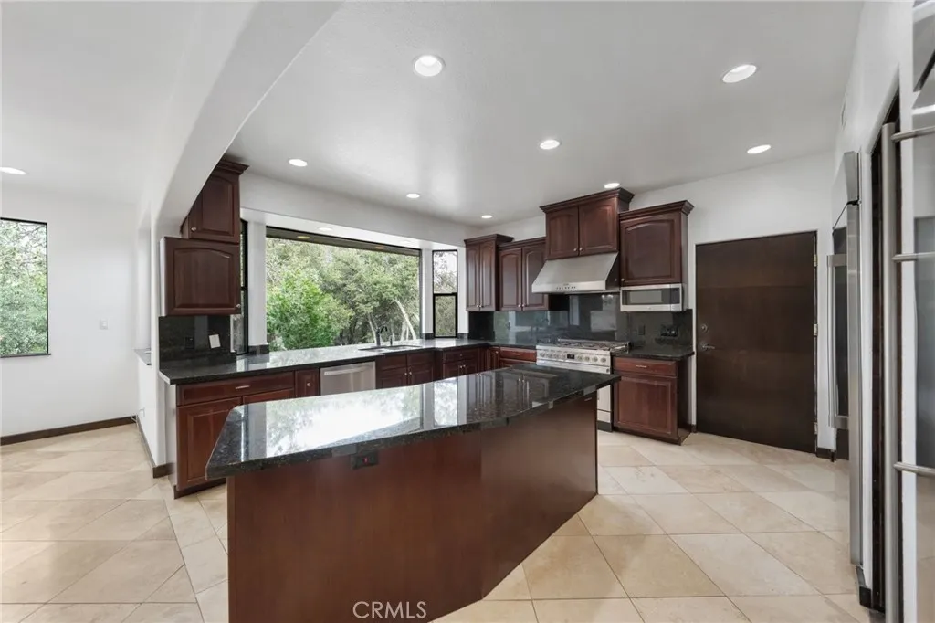 https://cdn.realtyfeed.com/cdn/127/306646767/a698b9f6f20eb82a8ac64f1d86246bab.webp