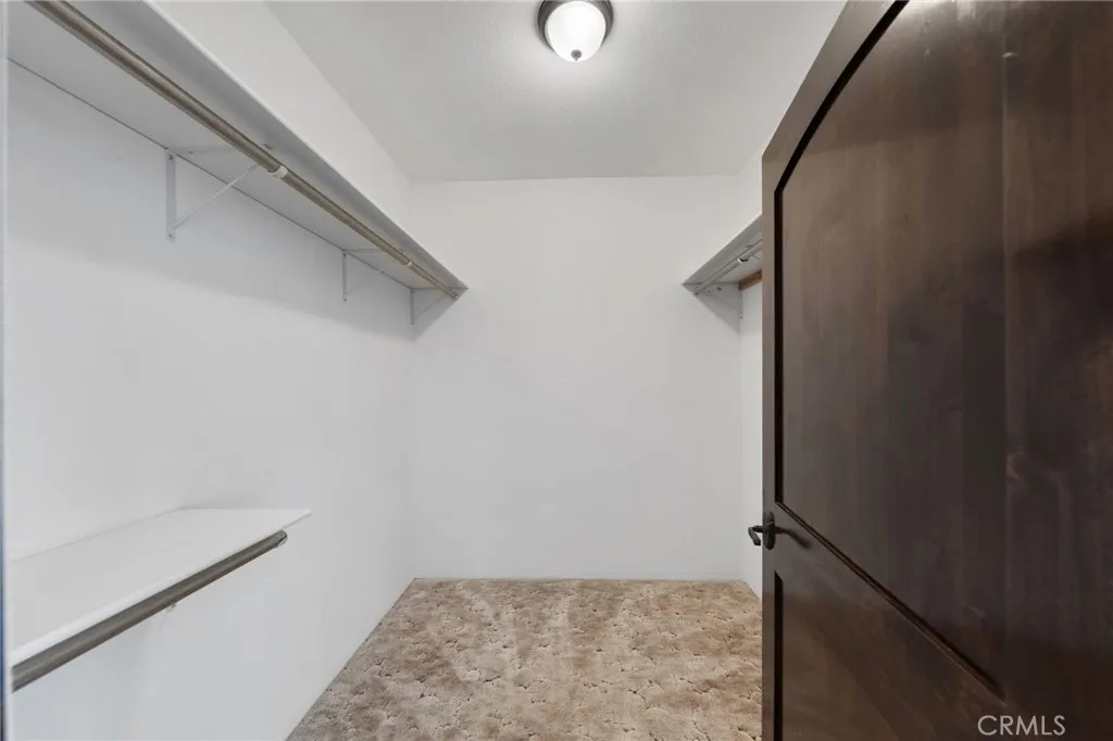 https://cdn.realtyfeed.com/cdn/127/306646767/e045dc60120770bcc2c6eb99ea014a57.webp