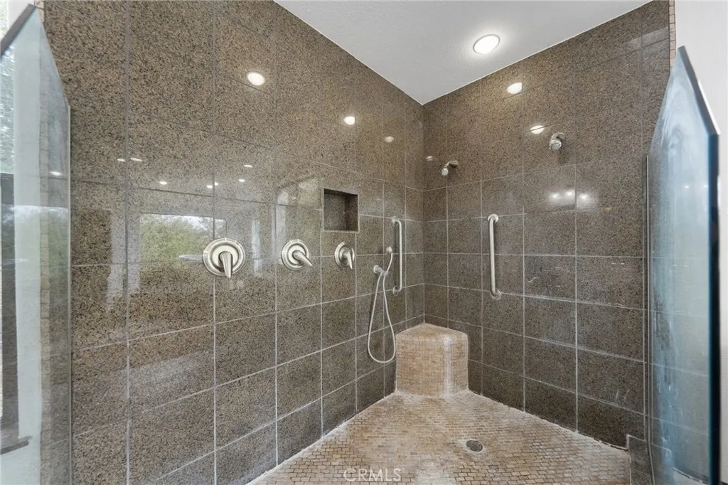 https://cdn.realtyfeed.com/cdn/127/306646767/e87dae961ce925dbd823dd661edb19d1.webp