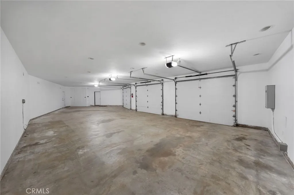 https://cdn.realtyfeed.com/cdn/127/306646767/f528d5721d15a3d583604073952887b7.webp