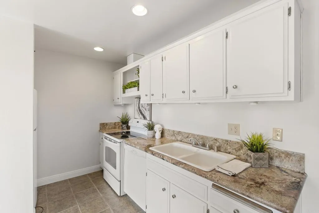 5700 Baltimore Dr UNIT 66, La Mesa, CA, 91942