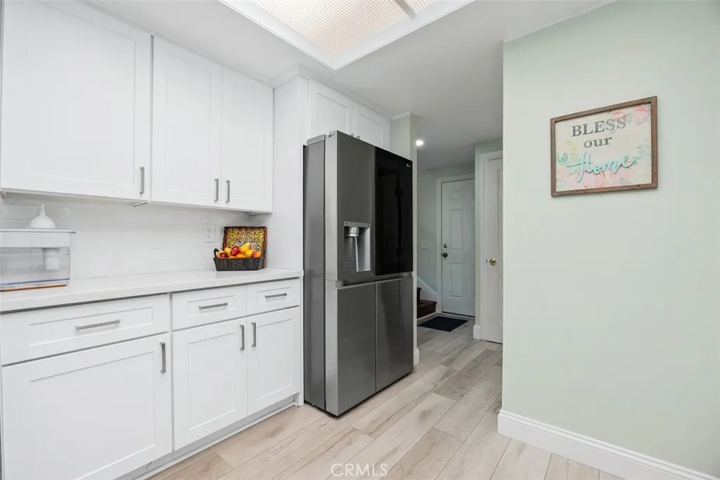 https://cdn.realtyfeed.com/cdn/127/306646801/1bd3bb61b99e34d58eeddd1fb38d74a4.webp