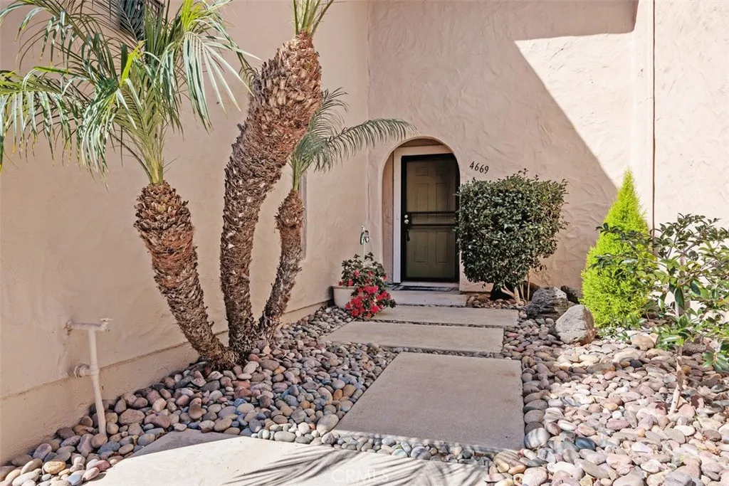 https://cdn.realtyfeed.com/cdn/127/306646801/4310847586f340edbcbbcf3d777a2dad.webp