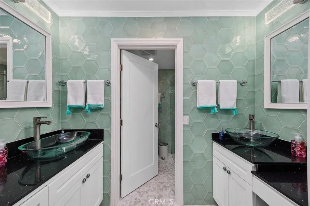 https://cdn.realtyfeed.com/cdn/127/306646801/68bb25a075ba6dbda0562b3c91edee1b.webp