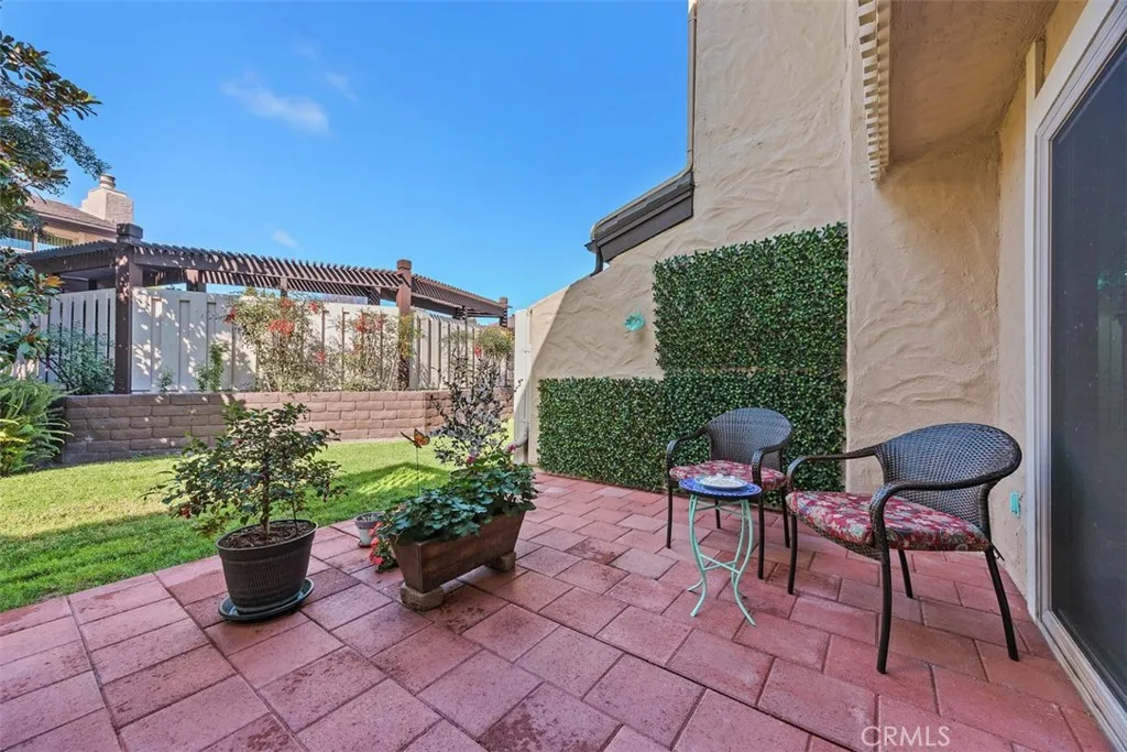 https://cdn.realtyfeed.com/cdn/127/306646801/8b88be5f5da8153b46bce6cca558ab44.webp
